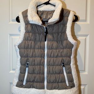 Calvin Klein puffer/Sherpa vest